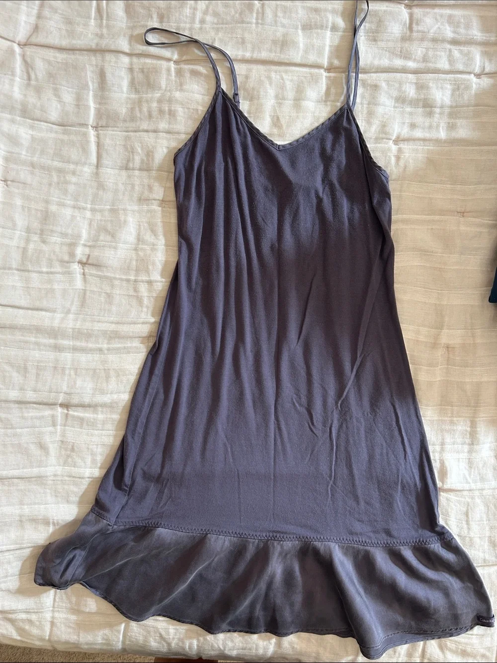 Calvin Klein XS Sleepwear – Charcoal Gray V-Neck with Ruffle Hem